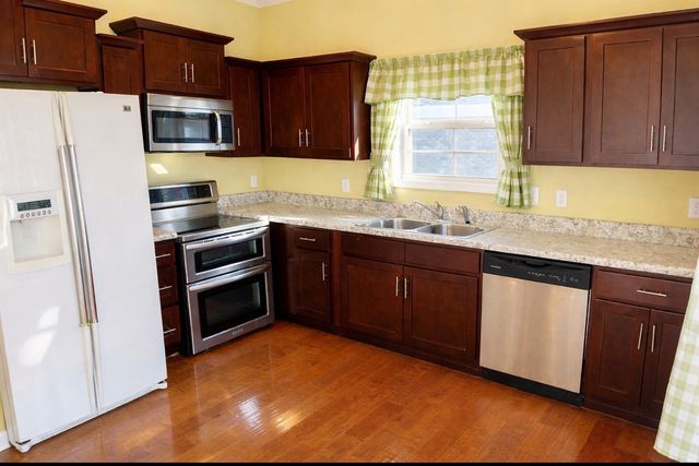 250 Wagoners Way, Westmoreland, TN 37186