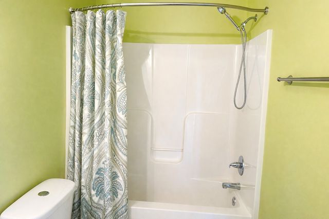 250 Wagoners Way, Westmoreland, TN 37186