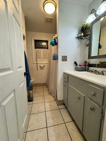 333 Cherry St, Lodi, CA 95240