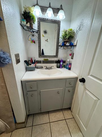 333 Cherry St, Lodi, CA 95240