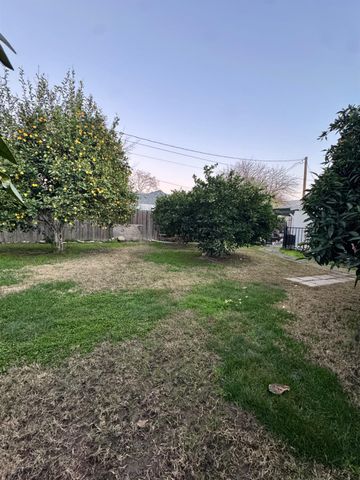 333 Cherry St, Lodi, CA 95240