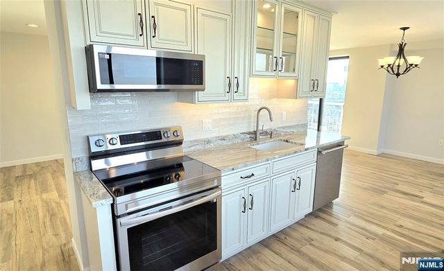 151 Prospect Avenue 19A, Hackensack, NJ 07601