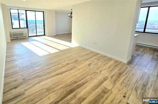 151 Prospect Avenue 19A, Hackensack, NJ 07601