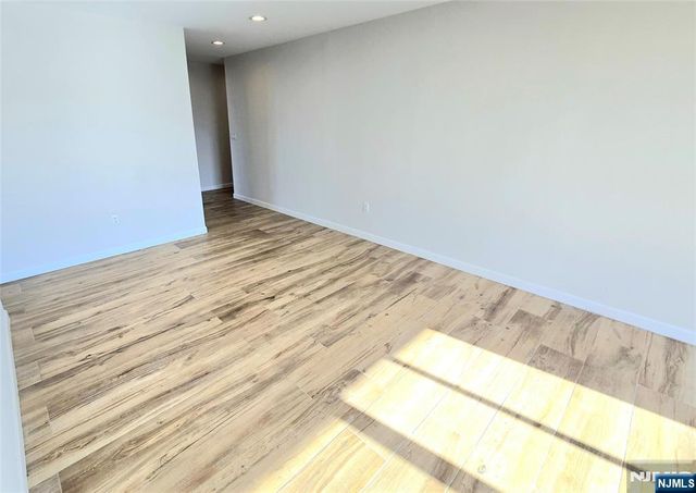 151 Prospect Avenue 19A, Hackensack, NJ 07601