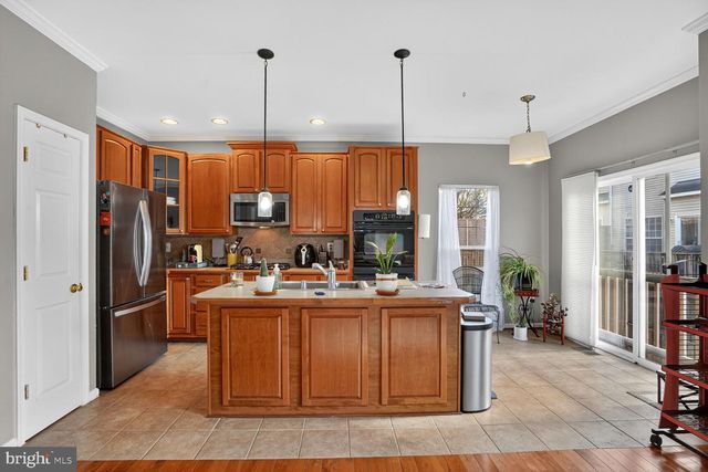 6729 EMMANUEL CT N, Gainesville, VA 20155