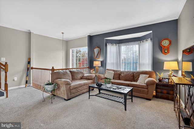 6729 EMMANUEL CT N, Gainesville, VA 20155