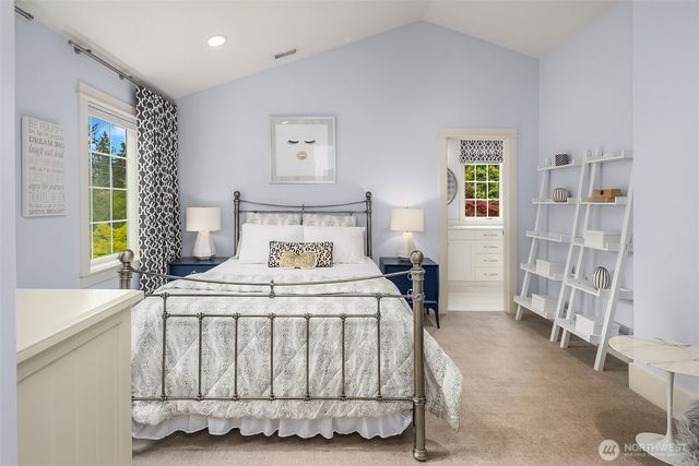 8105 Overlake Drive W, Medina, WA 98039