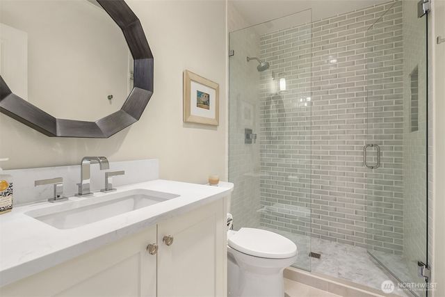 8105 Overlake Drive W, Medina, WA 98039