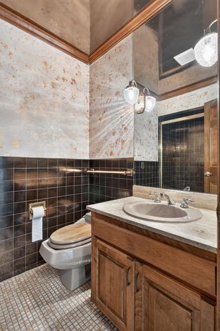 798 Torchwood Drive, New Brighton, MN 55112