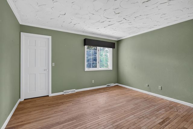 798 Torchwood Drive, New Brighton, MN 55112