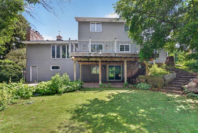 798 Torchwood Drive, New Brighton, MN 55112