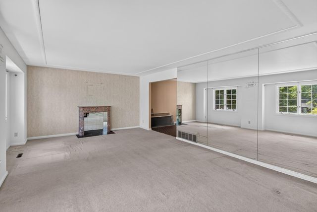 798 Torchwood Drive, New Brighton, MN 55112