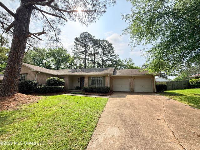1202 Cliffdale Drive, Clinton, MS 39056