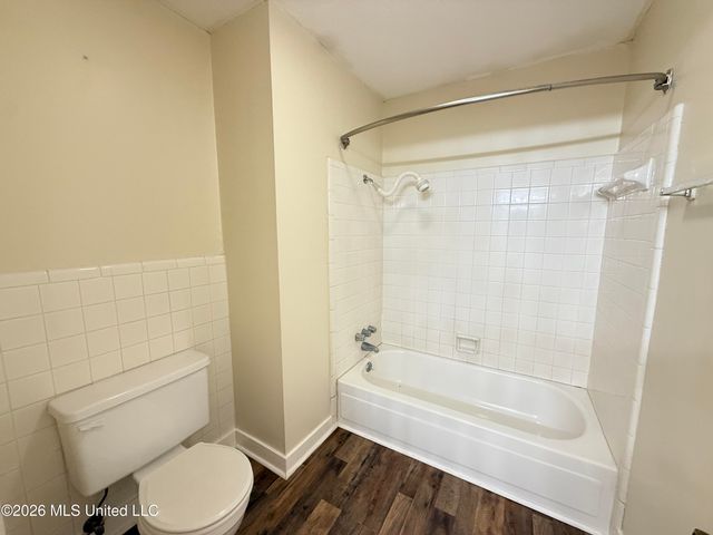 1202 Cliffdale Drive, Clinton, MS 39056