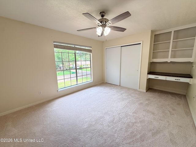 1202 Cliffdale Drive, Clinton, MS 39056