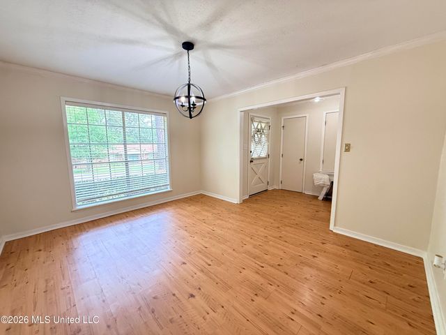1202 Cliffdale Drive, Clinton, MS 39056
