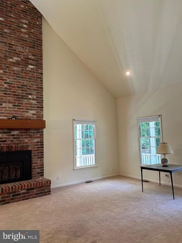 12 SOUTH DR, Pennsville, NJ 08070