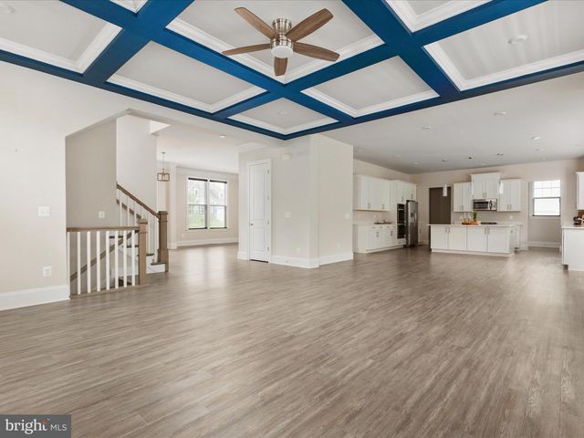 6757 JOHN MALLARD DR, Manassas, VA 20112