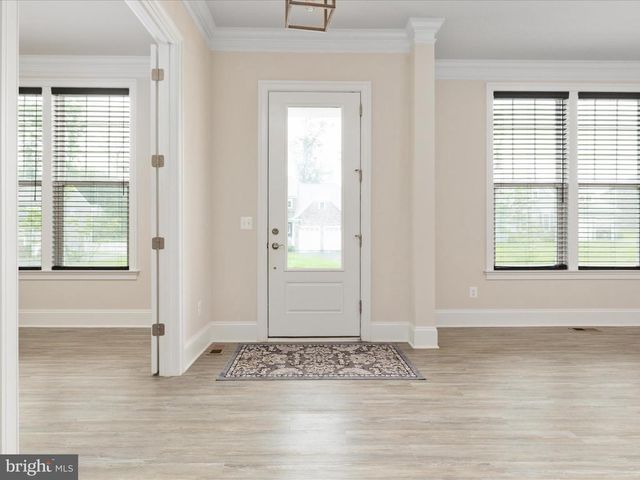 6757 JOHN MALLARD DR, Manassas, VA 20112
