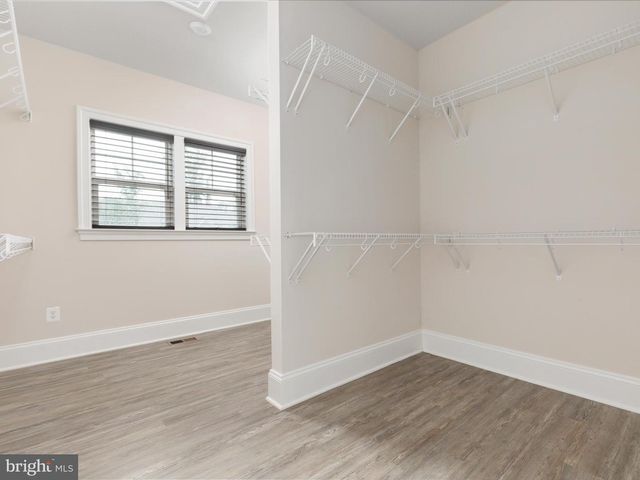 6757 JOHN MALLARD DR, Manassas, VA 20112