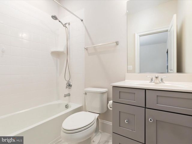 6757 JOHN MALLARD DR, Manassas, VA 20112