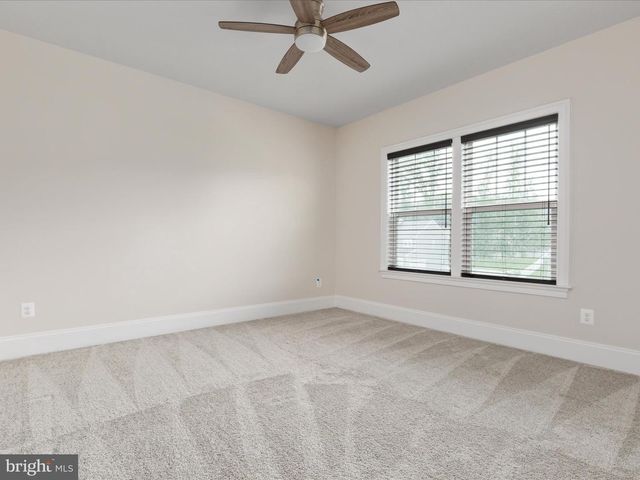 6757 JOHN MALLARD DR, Manassas, VA 20112
