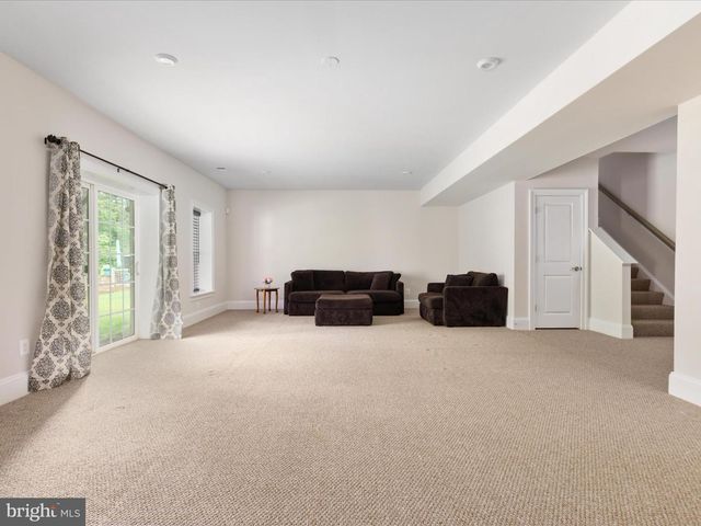 6757 JOHN MALLARD DR, Manassas, VA 20112