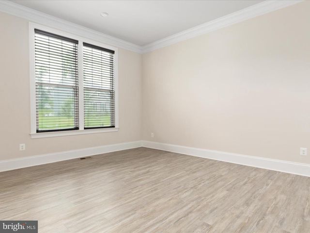 6757 JOHN MALLARD DR, Manassas, VA 20112