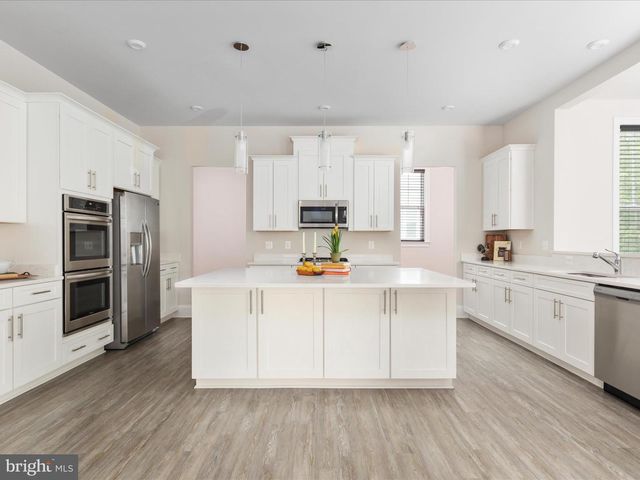 6757 JOHN MALLARD DR, Manassas, VA 20112