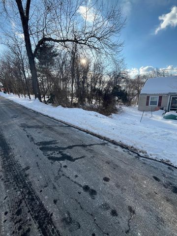 22 New York Avenue, Congers, NY 10920