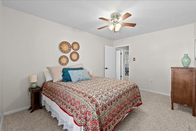 15710 Crestbrook Drive, Houston, TX 77059