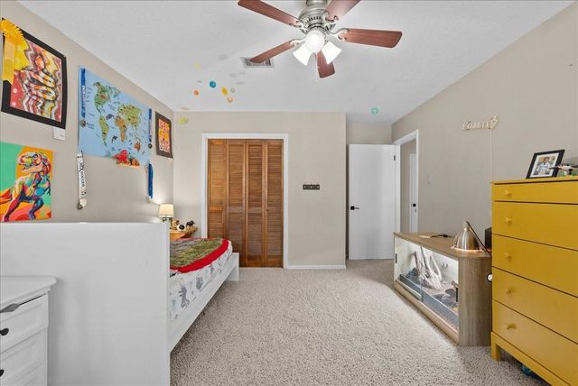 15710 Crestbrook Drive, Houston, TX 77059