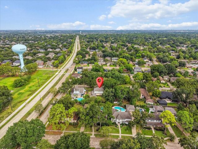 15710 Crestbrook Drive, Houston, TX 77059