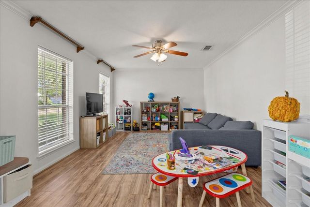 15710 Crestbrook Drive, Houston, TX 77059