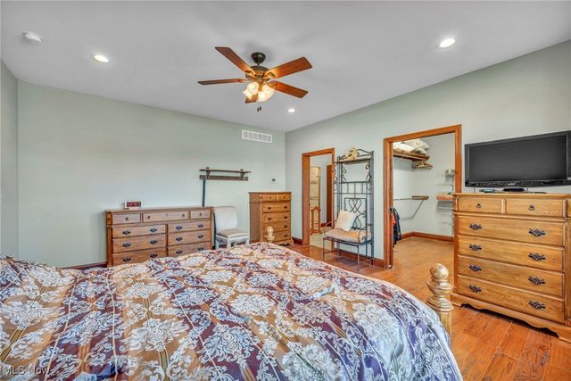 808 Buckingham Drive, Lagrange, OH 44050