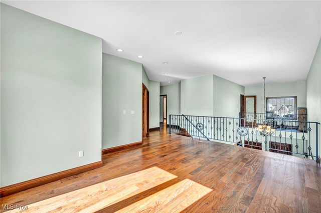 808 Buckingham Drive, Lagrange, OH 44050