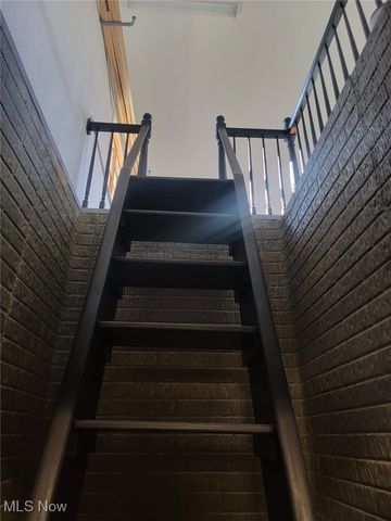 808 Buckingham Drive, Lagrange, OH 44050