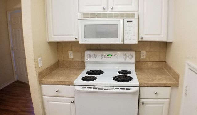 4335 NW 48TH STREET 105, Gainesville, FL 32606