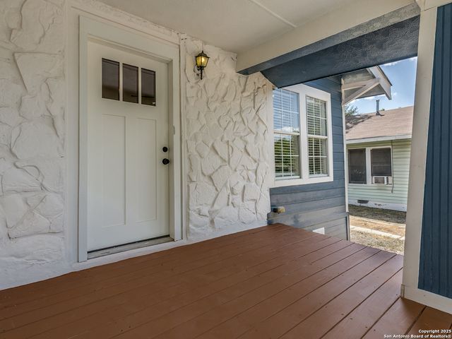 1002 Fulton Ave, San Antonio, TX 78201