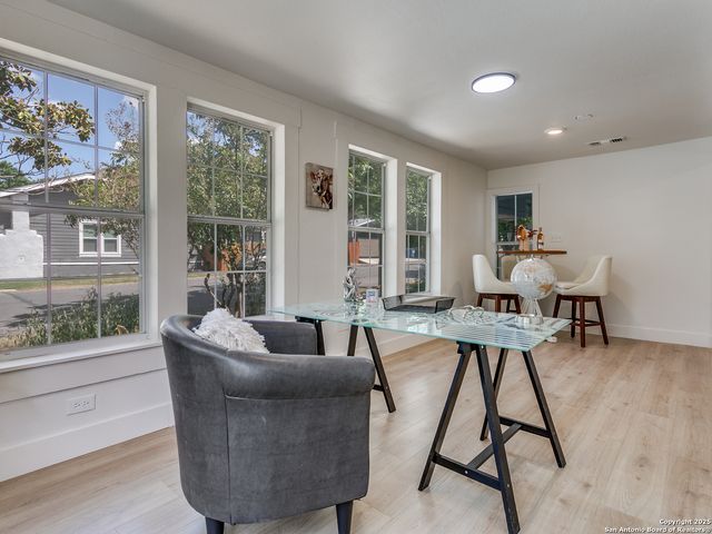 1002 Fulton Ave, San Antonio, TX 78201