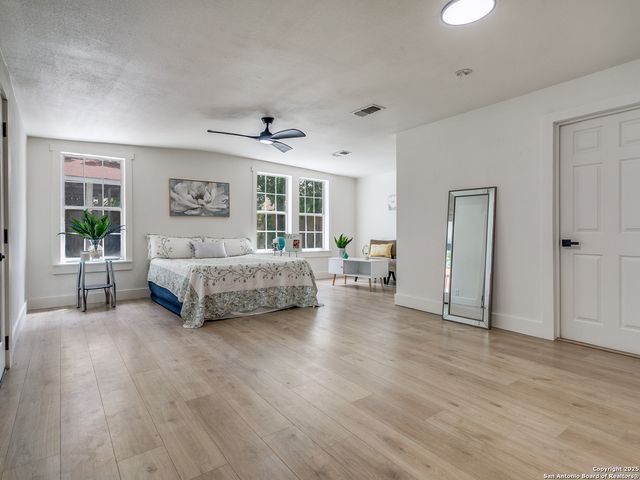 1002 Fulton Ave, San Antonio, TX 78201