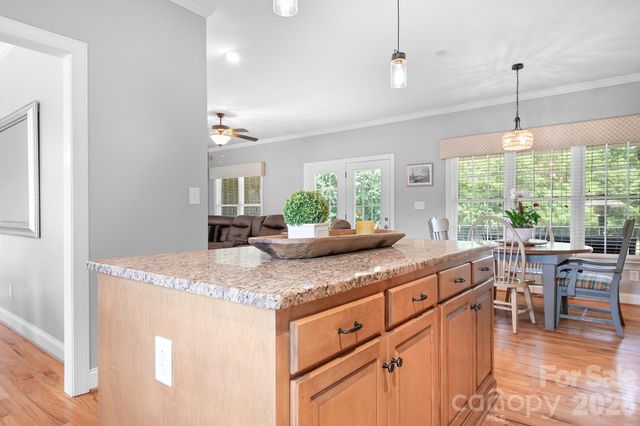 4380 Woodsbury Lane, Lincolnton, NC 28092
