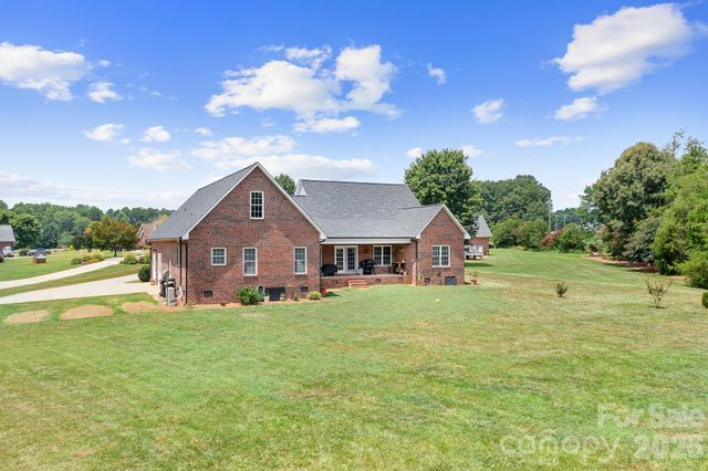 4380 Woodsbury Lane, Lincolnton, NC 28092