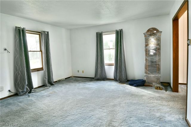 5321 Sodom Hutchings Road, Farmdale, OH 44417