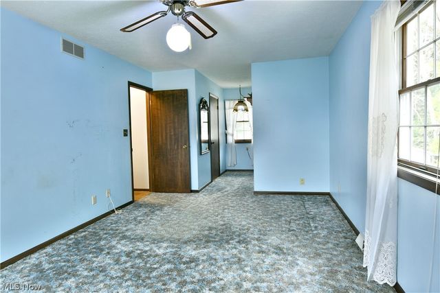 5321 Sodom Hutchings Road, Farmdale, OH 44417