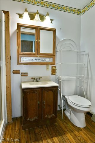 5321 Sodom Hutchings Road, Farmdale, OH 44417