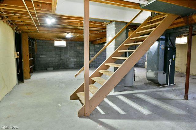 5321 Sodom Hutchings Road, Farmdale, OH 44417