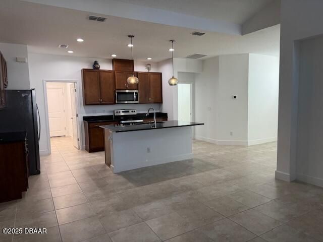 414 Parrot Lane, Daytona Beach, FL 32124