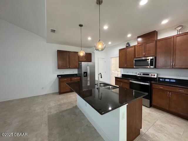 414 Parrot Lane, Daytona Beach, FL 32124