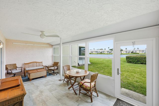360 Grove Isle Circle, Vero Beach, FL 32962
